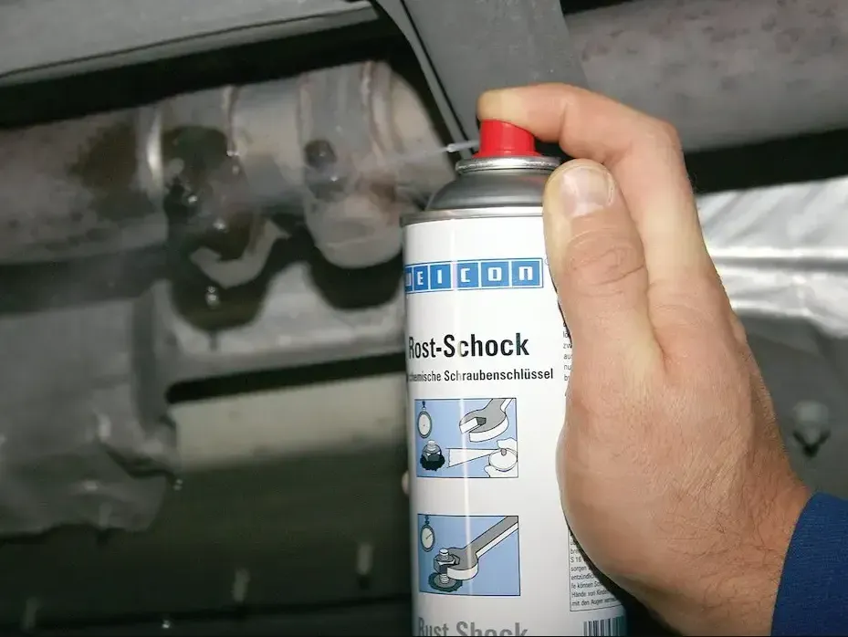 spray-rozpuszczalnikowy-do-zapiekow